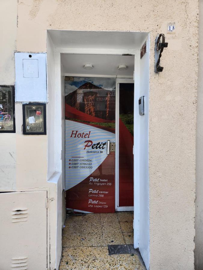 Petit Balcarce Salta Hotel Bagian luar foto